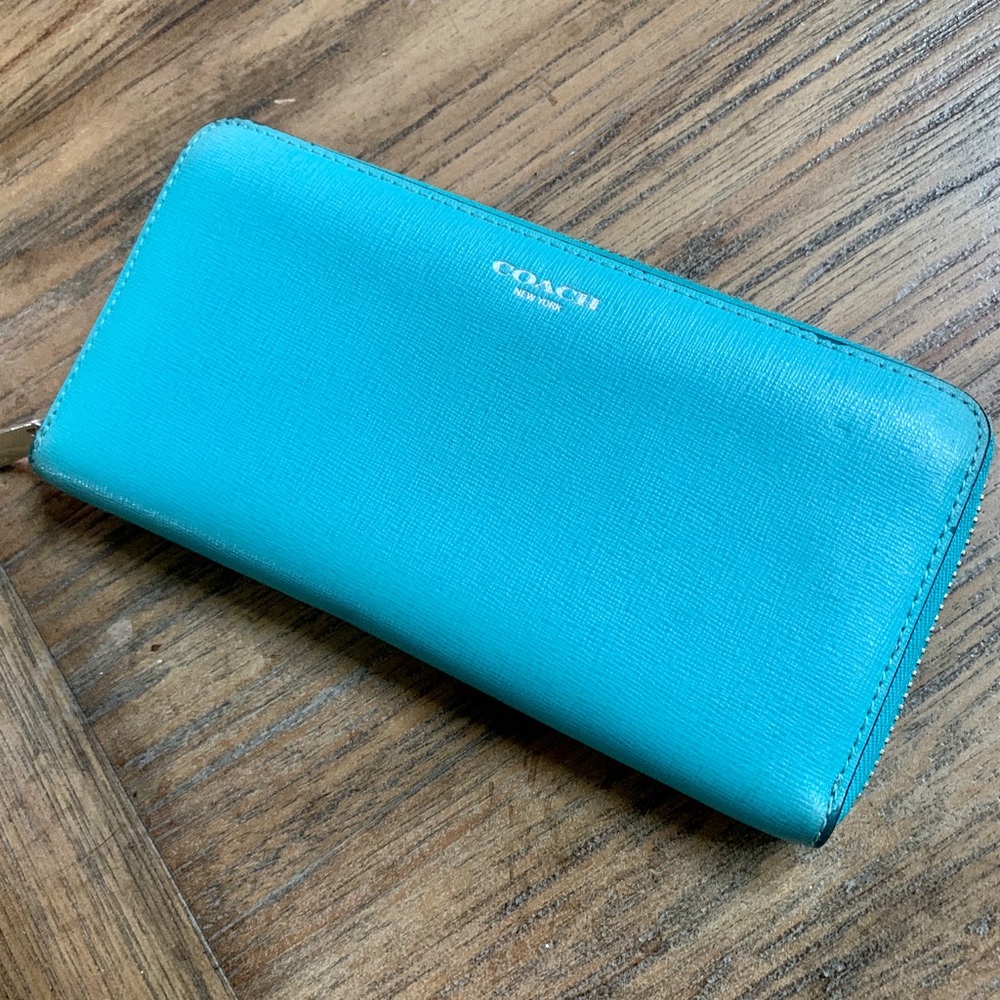 Coach zippered wallet in Tiffany blue